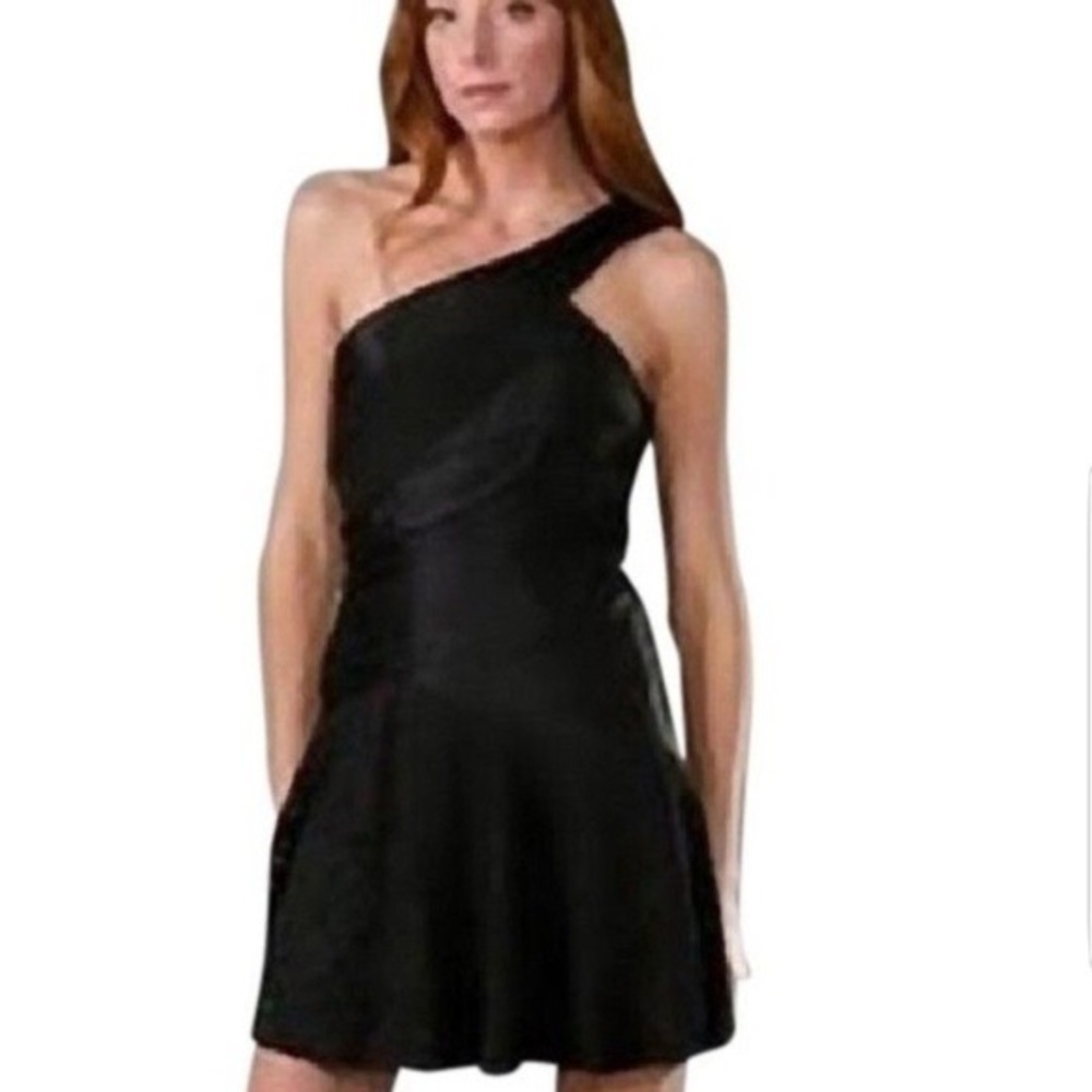 SALE | ALICE + OLIVIA little black dress